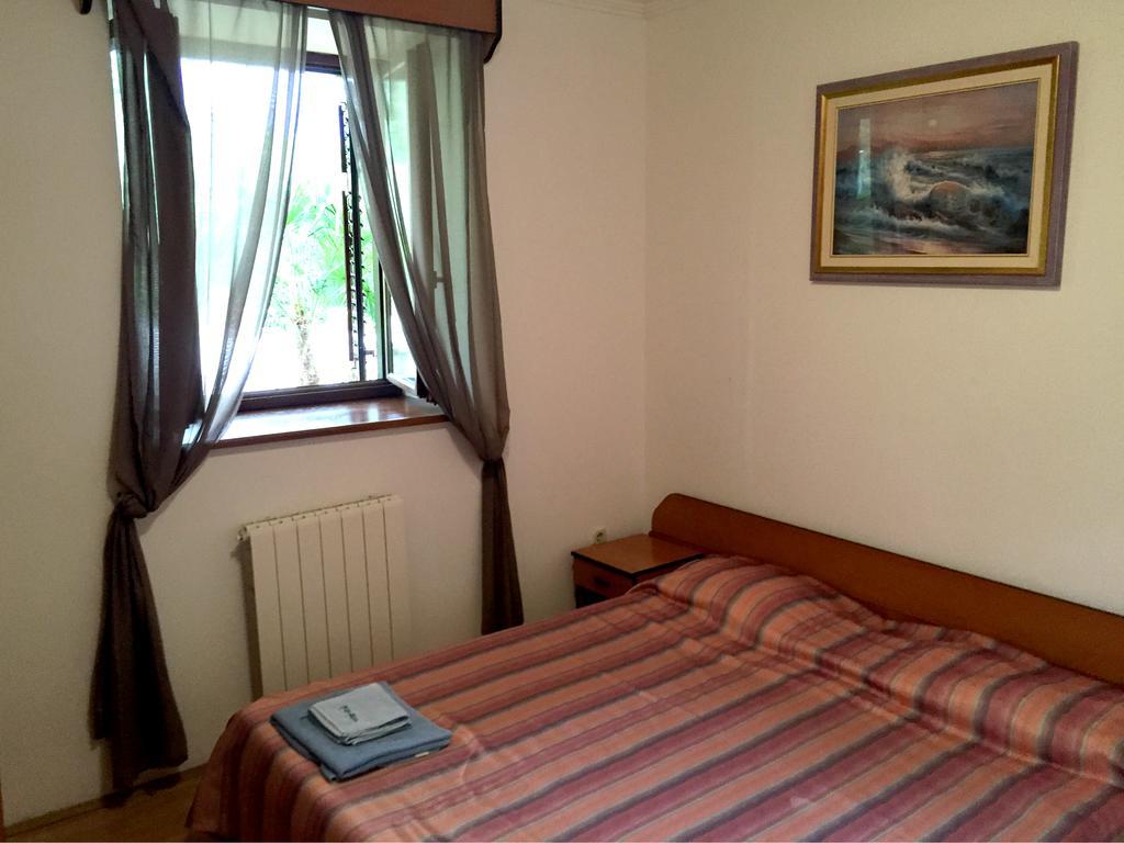 Aqua Family Apartments Karigador Kültér fotó