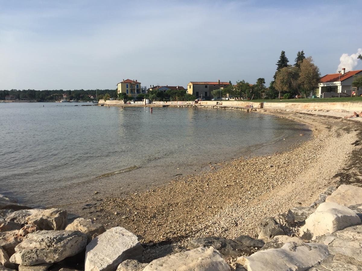 Aqua Family Apartments Karigador Kültér fotó
